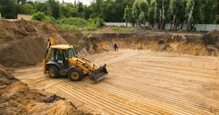 Разработка котлована Железнодорожный стоимость за от 576 руб. м3 - заказать работы по копке и рытью котлованов | траншей